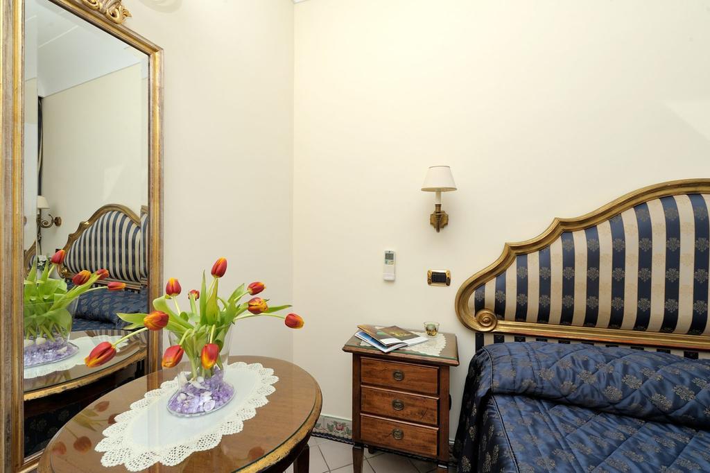 Residenza Del Duca Amalfi Habitación foto